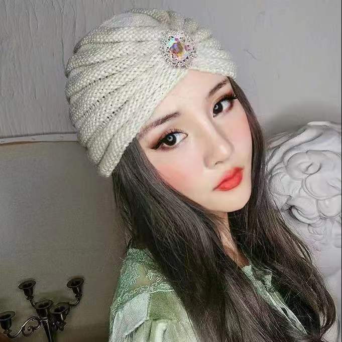 🔥【Cumpărați 1 obțineți 1 gratuit】💖Toamnă și iarnă tricotată cu strasuri pentru frunte, piatră prețioasă, pălărie high-end, pălărie caldă de lână